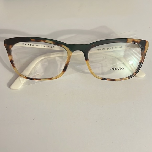 Prada Frame - Picture 2 of 3